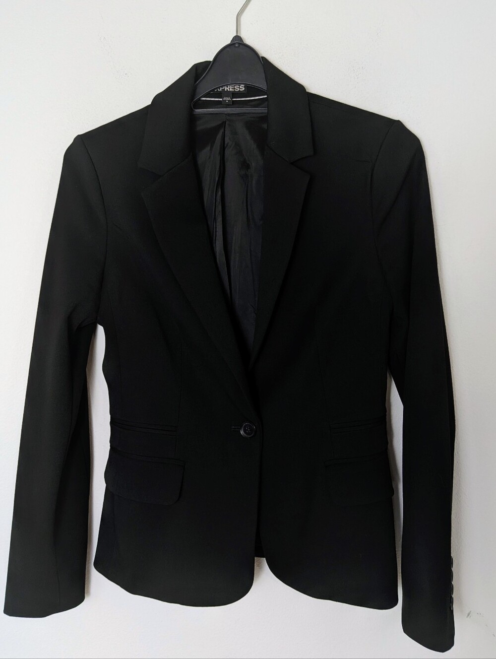 Express Women's Black Long Sleeve One Button Blazer Jacket Size 4 Lined EUC